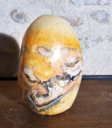 l oeuf    terre sigill&eacute;e (10 cm haut)                                                 60 e