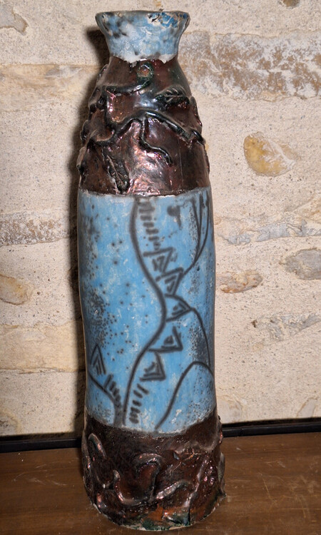 le vase bleu (42 cm haut) raku nu                                          160e